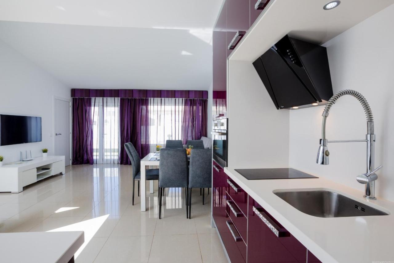 Island Village Prime Suite 312 Адехе Екстериор снимка
