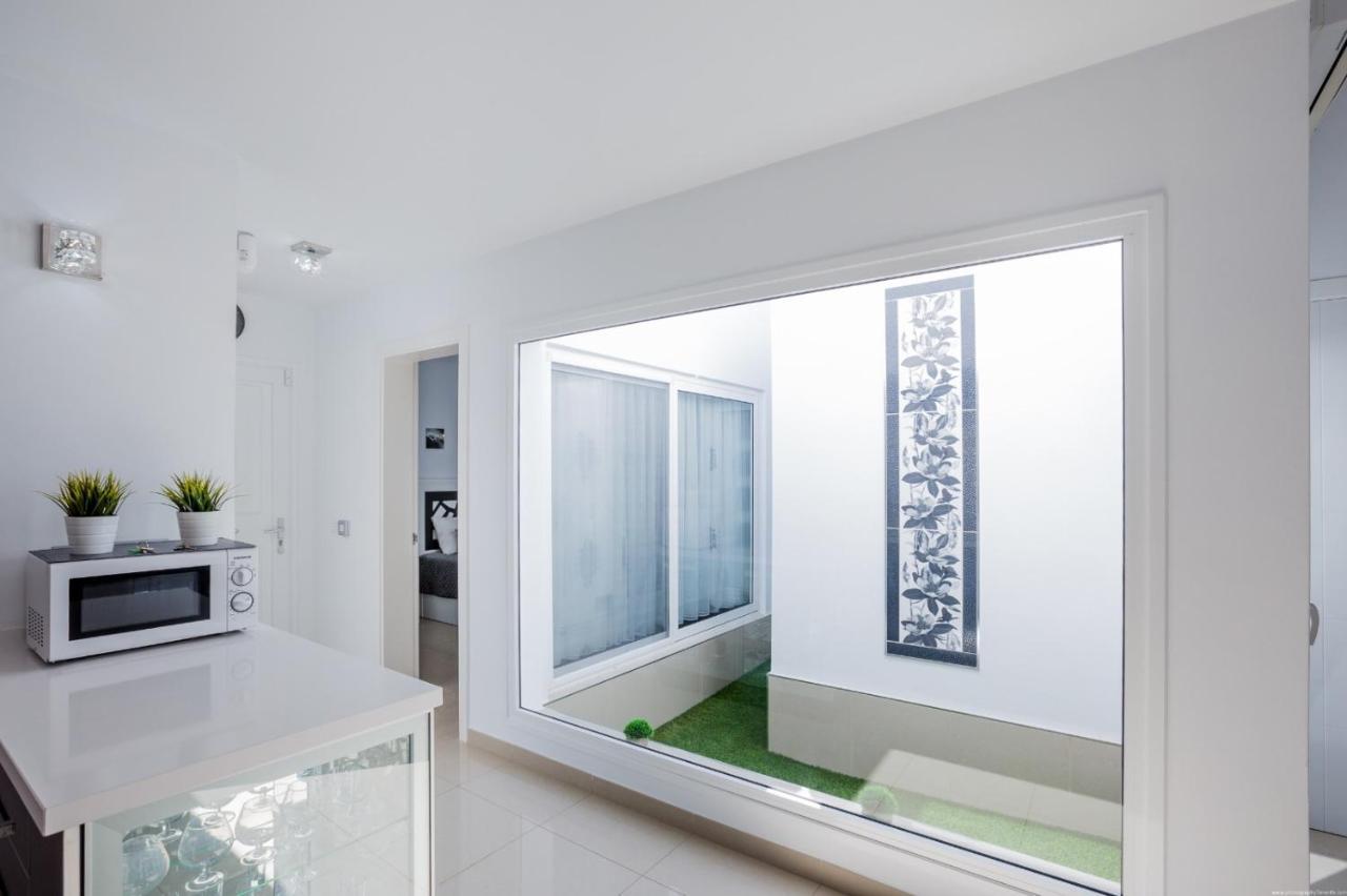 Island Village Prime Suite 312 Адехе Екстериор снимка