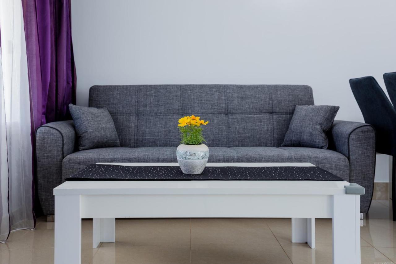 Island Village Prime Suite 312 Адехе Екстериор снимка