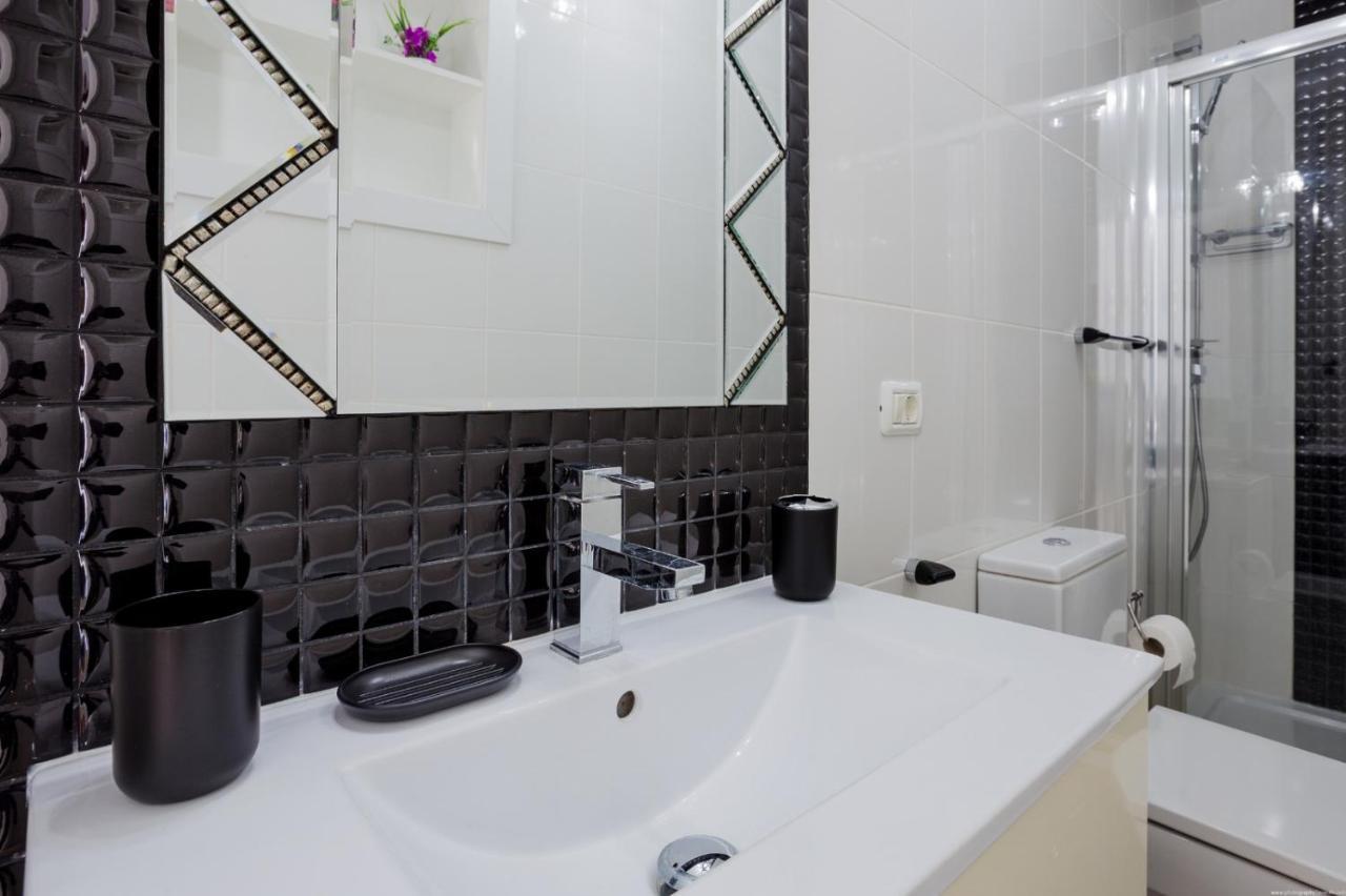 Island Village Prime Suite 312 Адехе Екстериор снимка